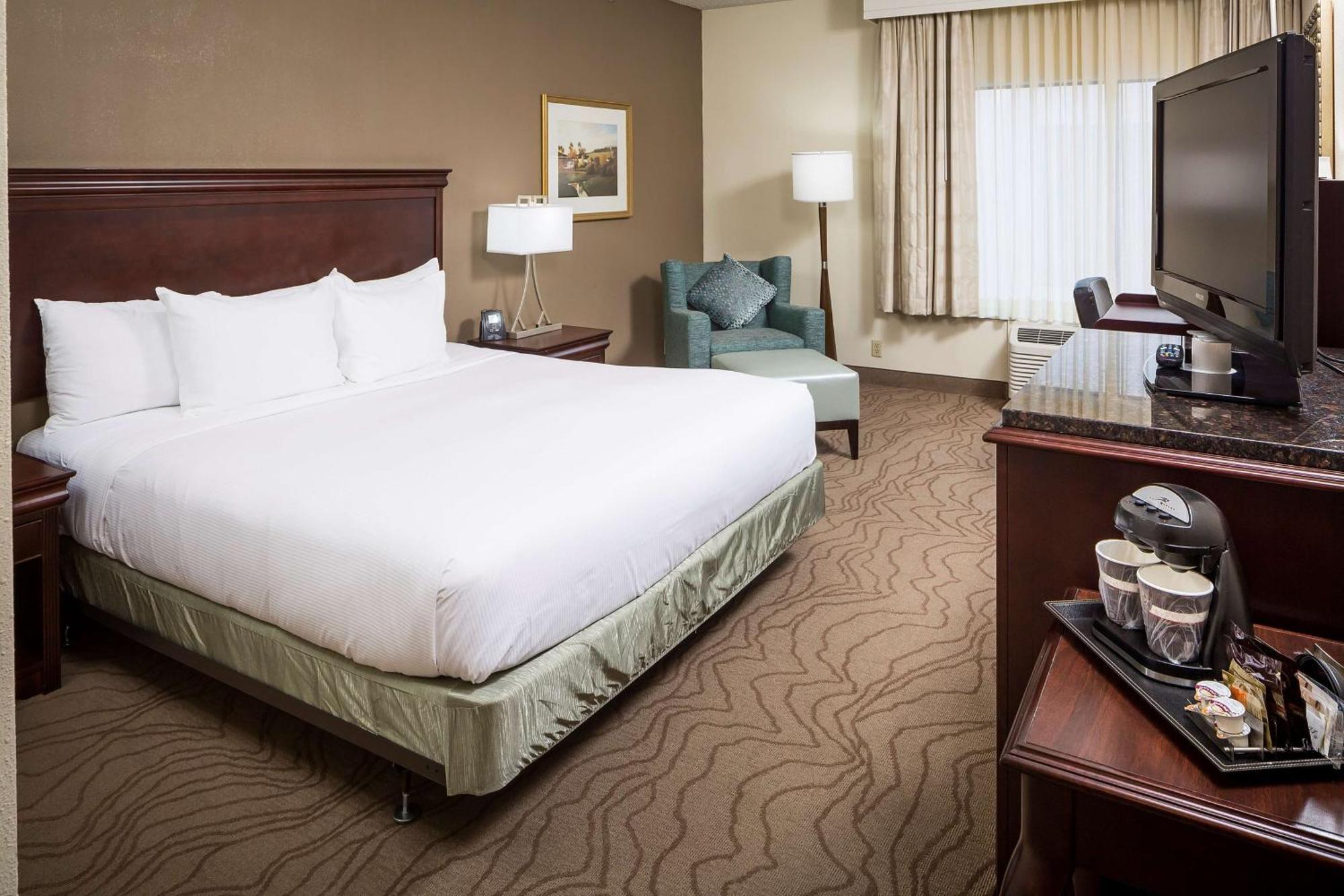 Hotel Doubletree By Hilton Boston-Milford Zewnętrze zdjęcie
