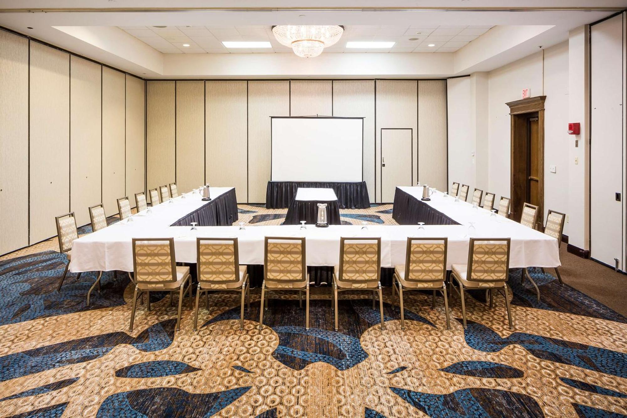 Hotel Doubletree By Hilton Boston-Milford Zewnętrze zdjęcie