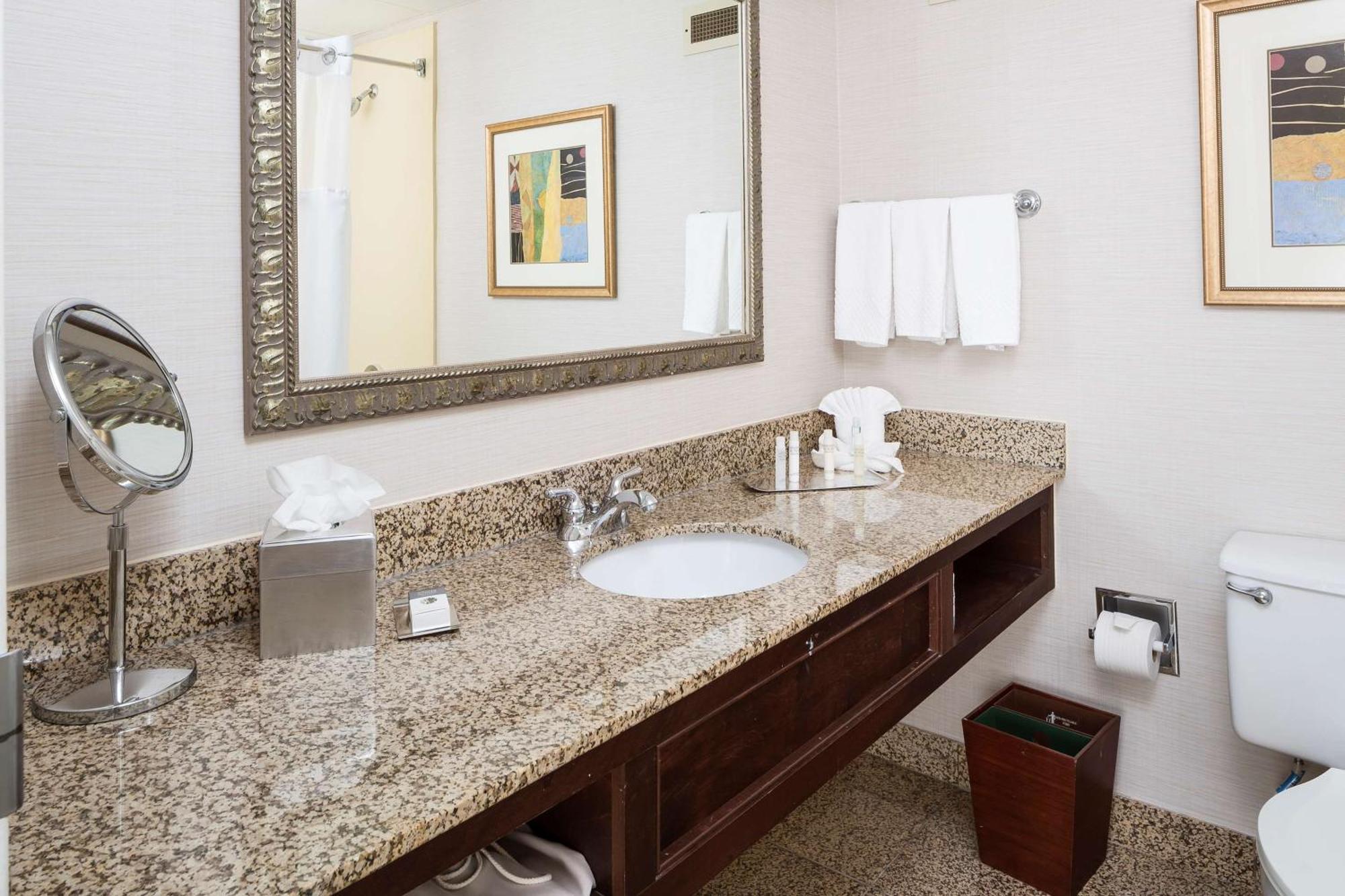 Hotel Doubletree By Hilton Boston-Milford Zewnętrze zdjęcie